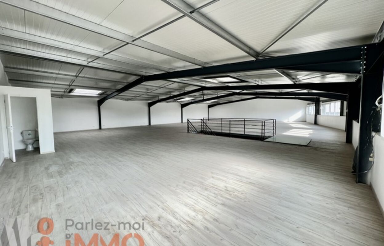 commerce 2 pièces 382 m2 à vendre à Saint-Priest-en-Jarez (42270)