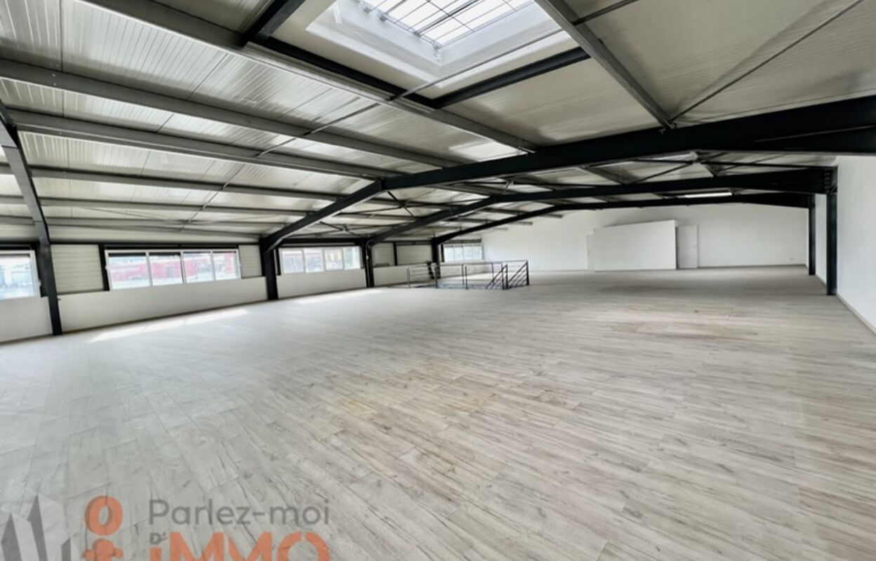 commerce 2 pièces 382 m2 à vendre à Saint-Priest-en-Jarez (42270)