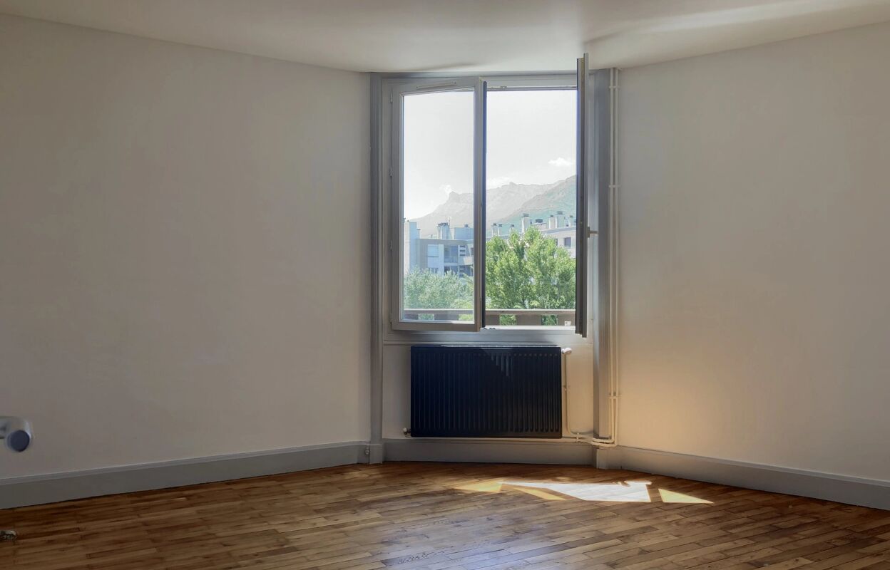 appartement 2 pièces 64 m2 à louer à Grenoble (38000)