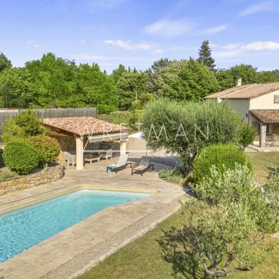 Maison 5 pièces 840000 €