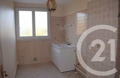 location appartement 440 € CC /mois à proximité de Velles (36330)