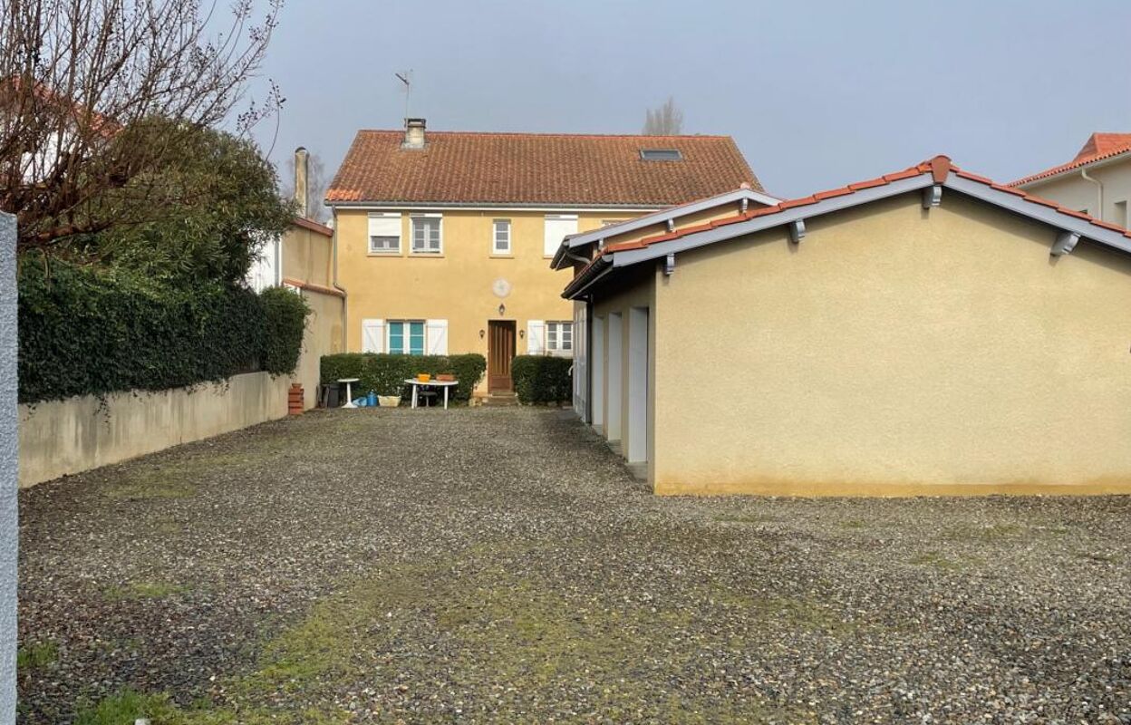 immeuble  pièces 213 m2 à vendre à Plaisance (32160)