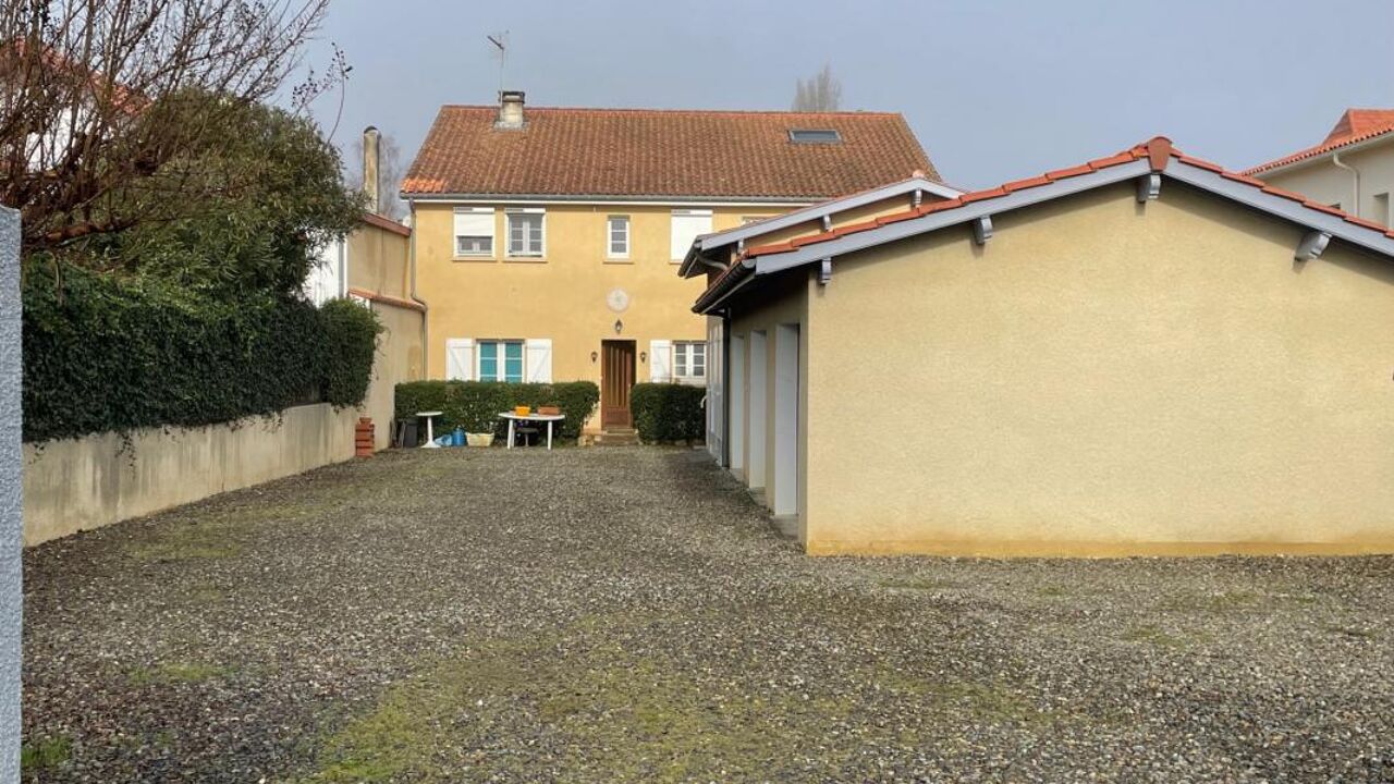 immeuble  pièces 213 m2 à vendre à Plaisance (32160)