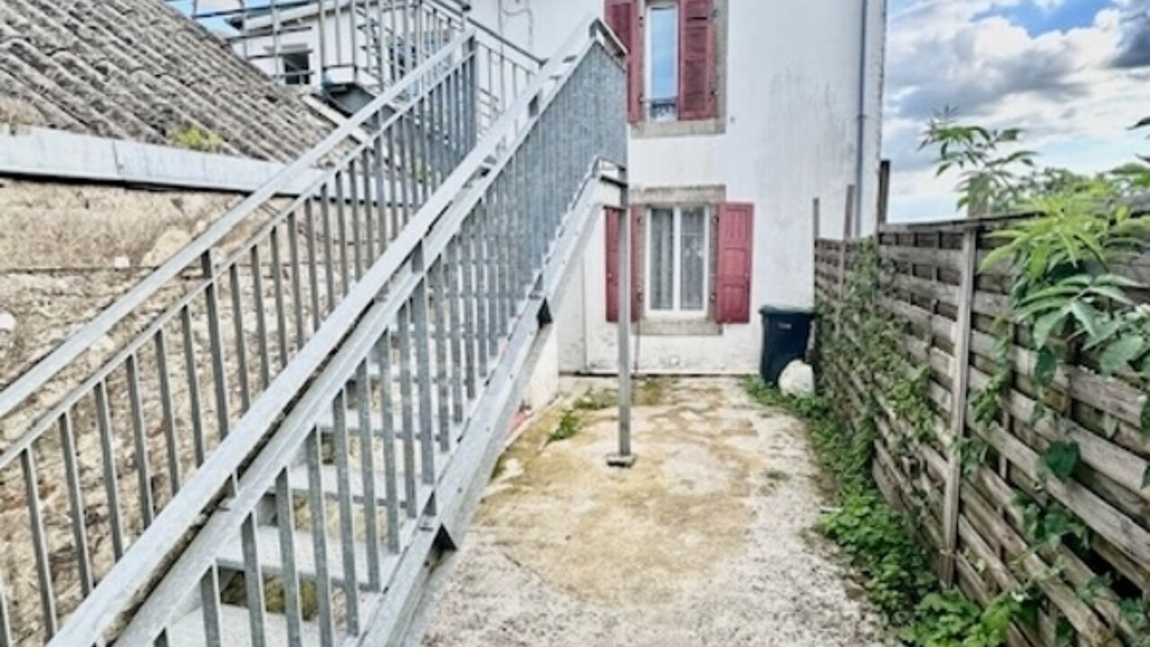 immeuble  pièces 141 m2 à vendre à Carhaix-Plouguer (29270)