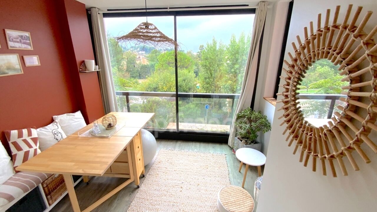 appartement 2 pièces 38 m2 à vendre à Mougins (06250)