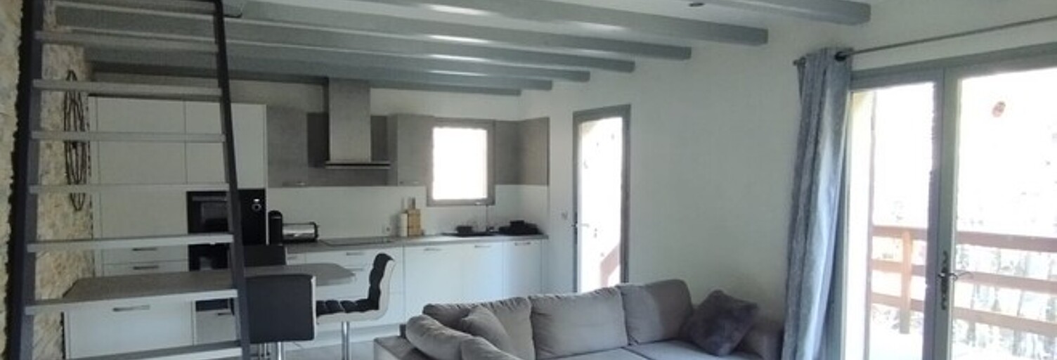 Maison 5 Pièces 73 m² à vendre à Beauvezer (04370)