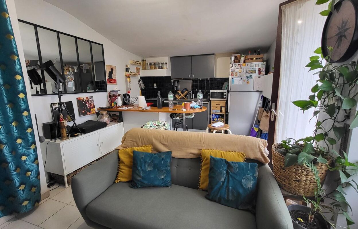 appartement 2 pièces 32 m2 à louer à Salon-de-Provence (13300)