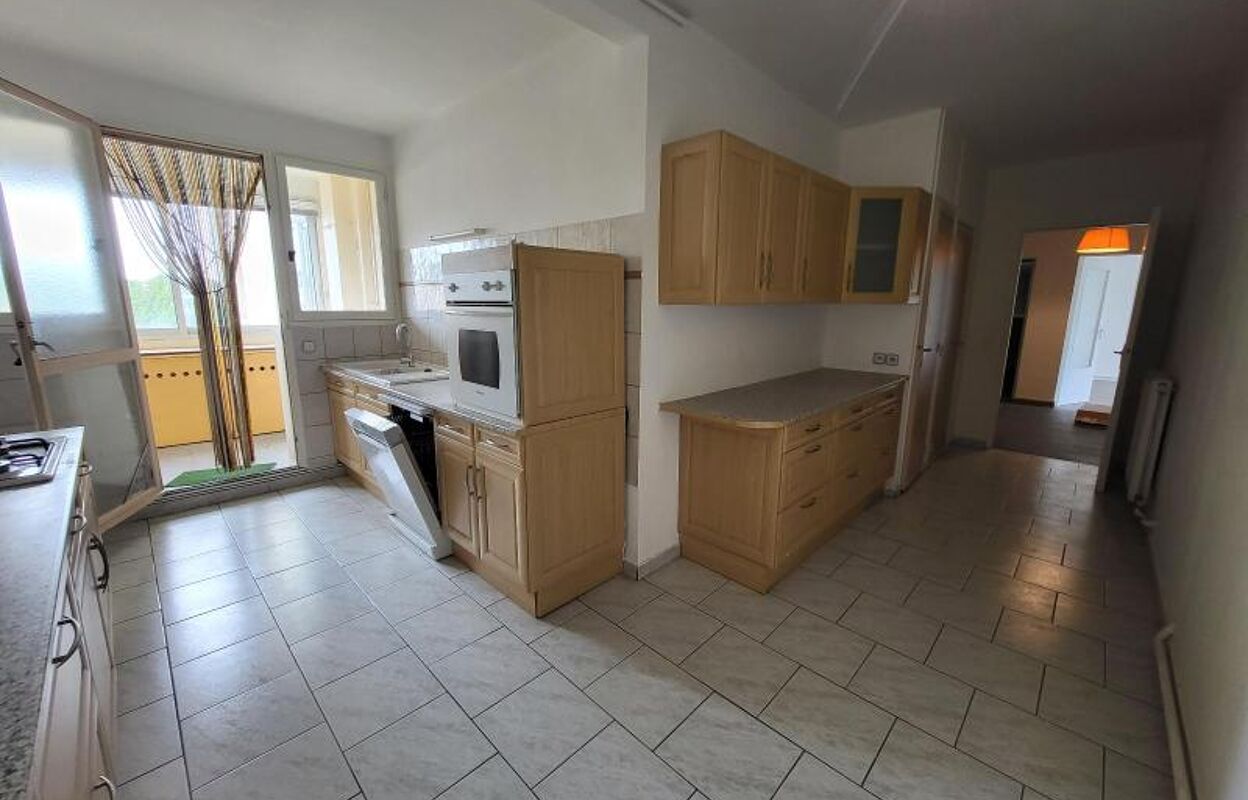 appartement 5 pièces 107 m2 à louer à Istres (13800)