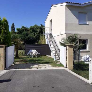 Maison 3 pièces 1070 €