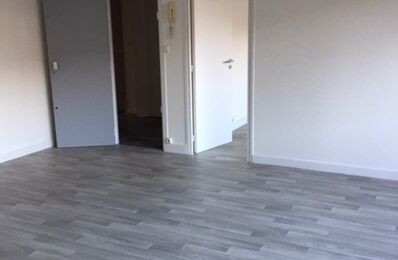 location appartement 585 € CC /mois à proximité de Maing (59233)