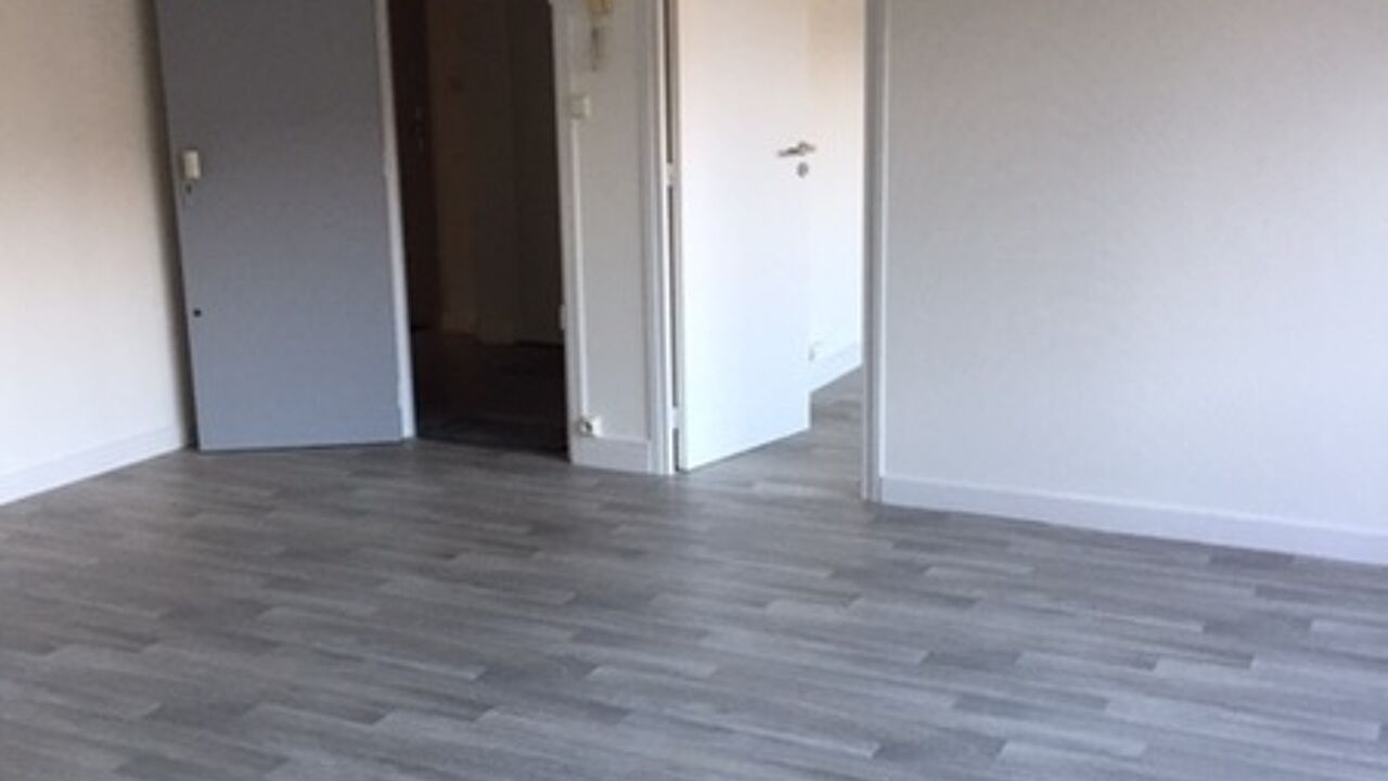 appartement 2 pièces 45 m2 à louer à Valenciennes (59300)