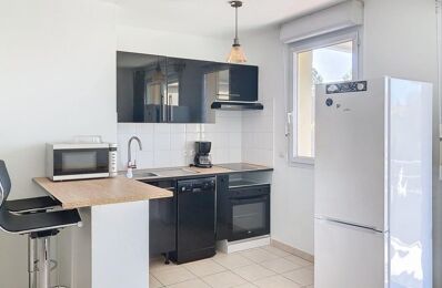 location appartement 660 € CC /mois à proximité de Bédarrides (84370)