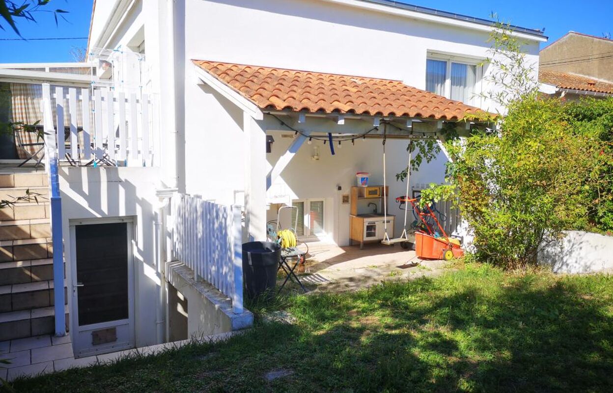 maison 6 pièces 163 m2 à vendre à La Rochelle (17000)