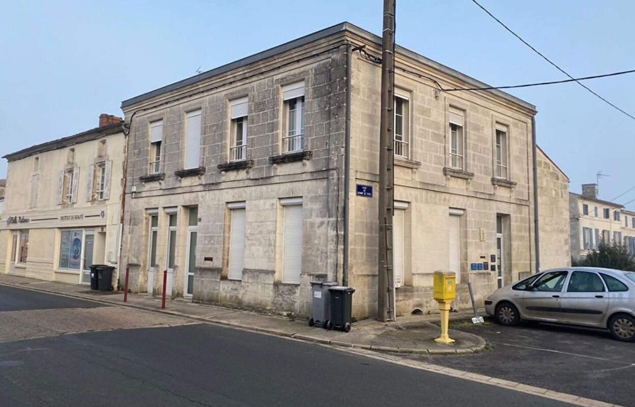 maison 3 pièces 220 m2 à vendre à Saint-Porchaire (17250)