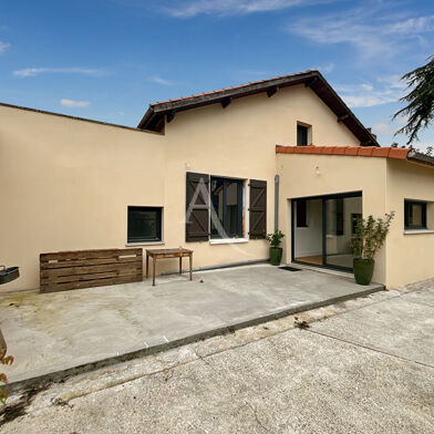 Maison 7 pièces 180 m²