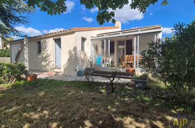 vente maison 244 000 € à proximité de Les Landes-Genusson (85130)