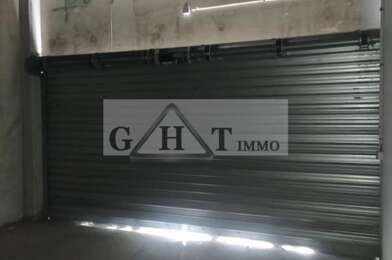 Commerce  970000 €