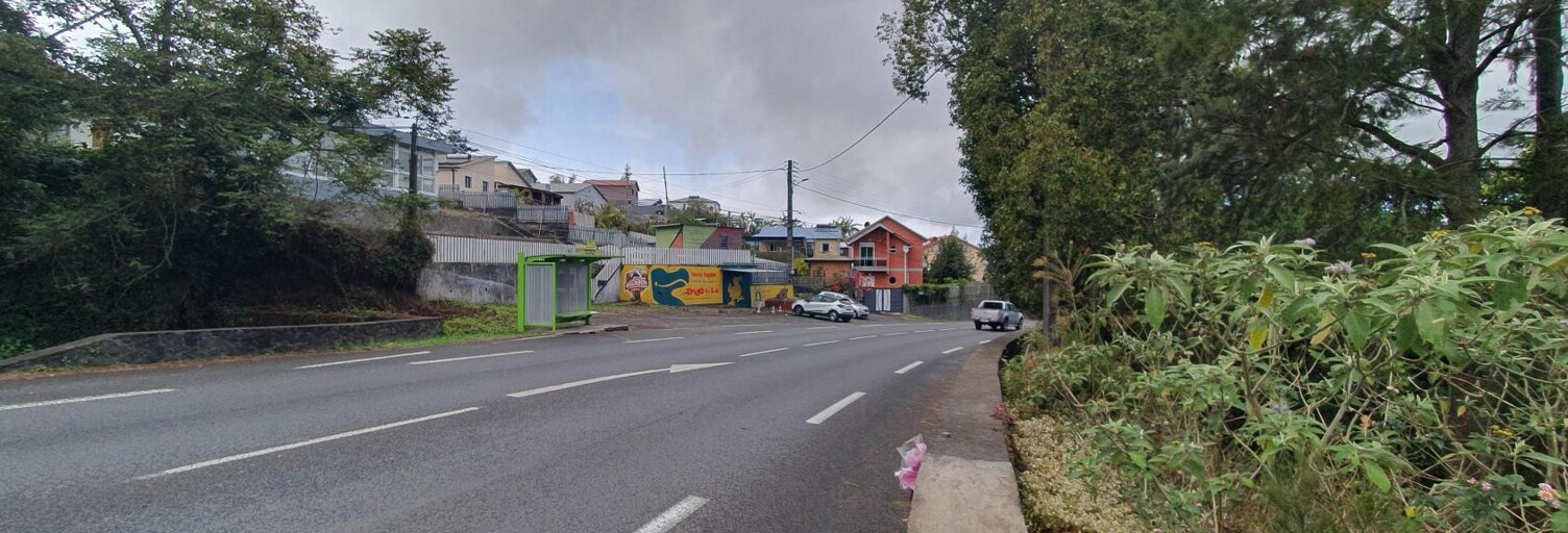 Terrain  833 m² à vendre à Le Tampon (97430)