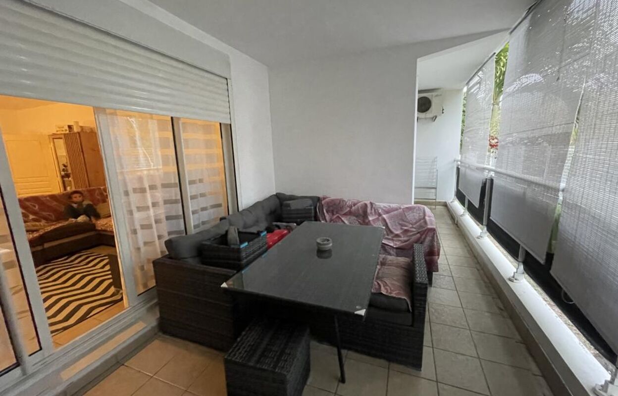 appartement 3 pièces 72 m2 à vendre à Saint-Denis (97400)