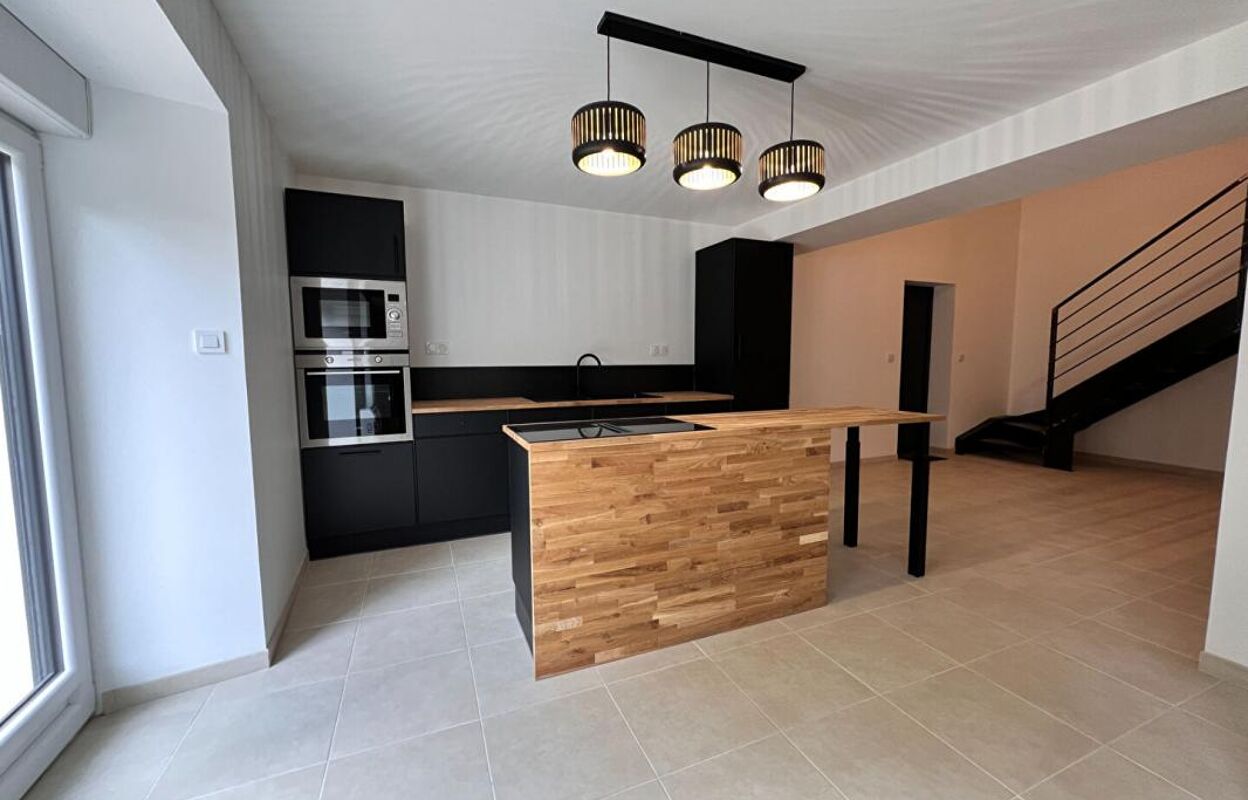 maison 6 pièces 159 m2 à vendre à Montboillon (70700)