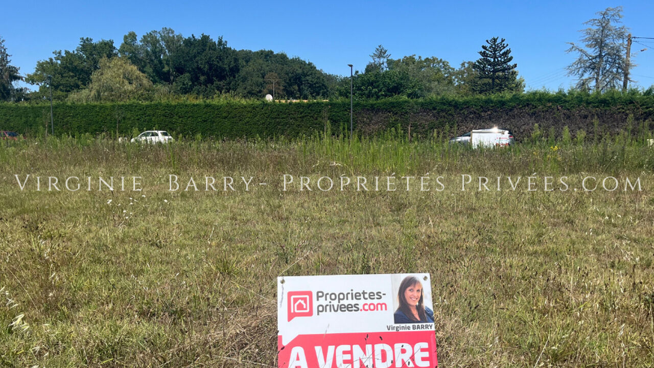 terrain  pièces 556 m2 à vendre à Tonnay-Charente (17430)