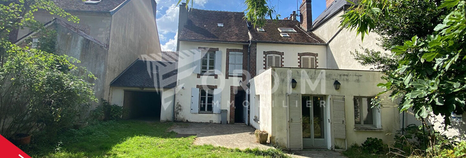 Maison 9 Pièces 230 m² à vendre à Courtenay (45320)