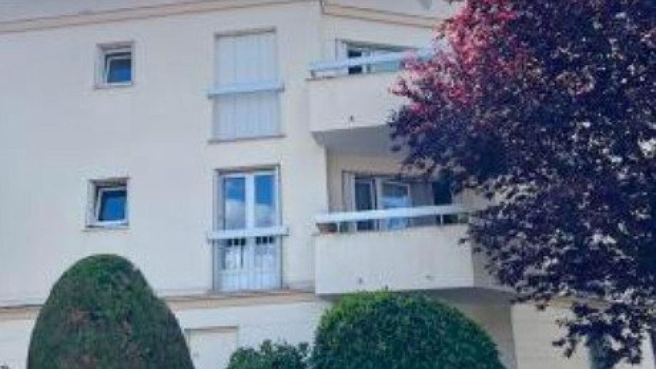 appartement 2 pièces 53 m2 à vendre à Chantilly (60500)