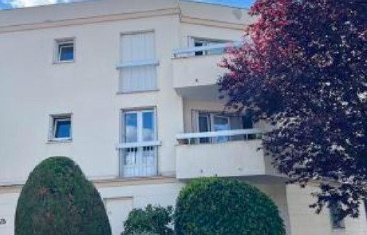 appartement 2 pièces 53 m2 à vendre à Chantilly (60500)