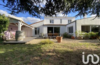 vente maison 610 000 € à proximité de Salles-sur-Mer (17220)