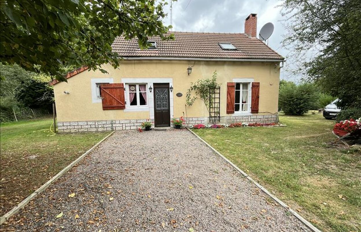 maison 3 pièces 80 m2 à vendre à Saint-Saturnin (18370)