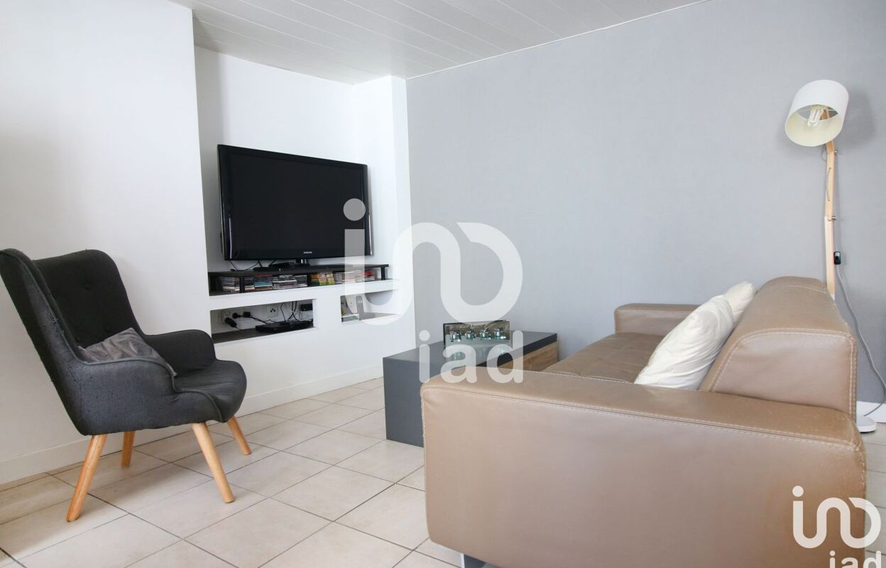 appartement 2 pièces 55 m2 à vendre à Coubron (93470)