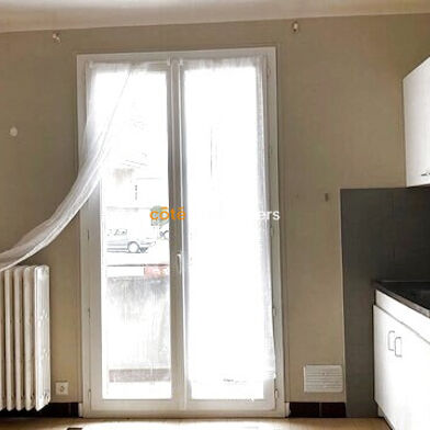 Appartement 4 pièces 127080 €