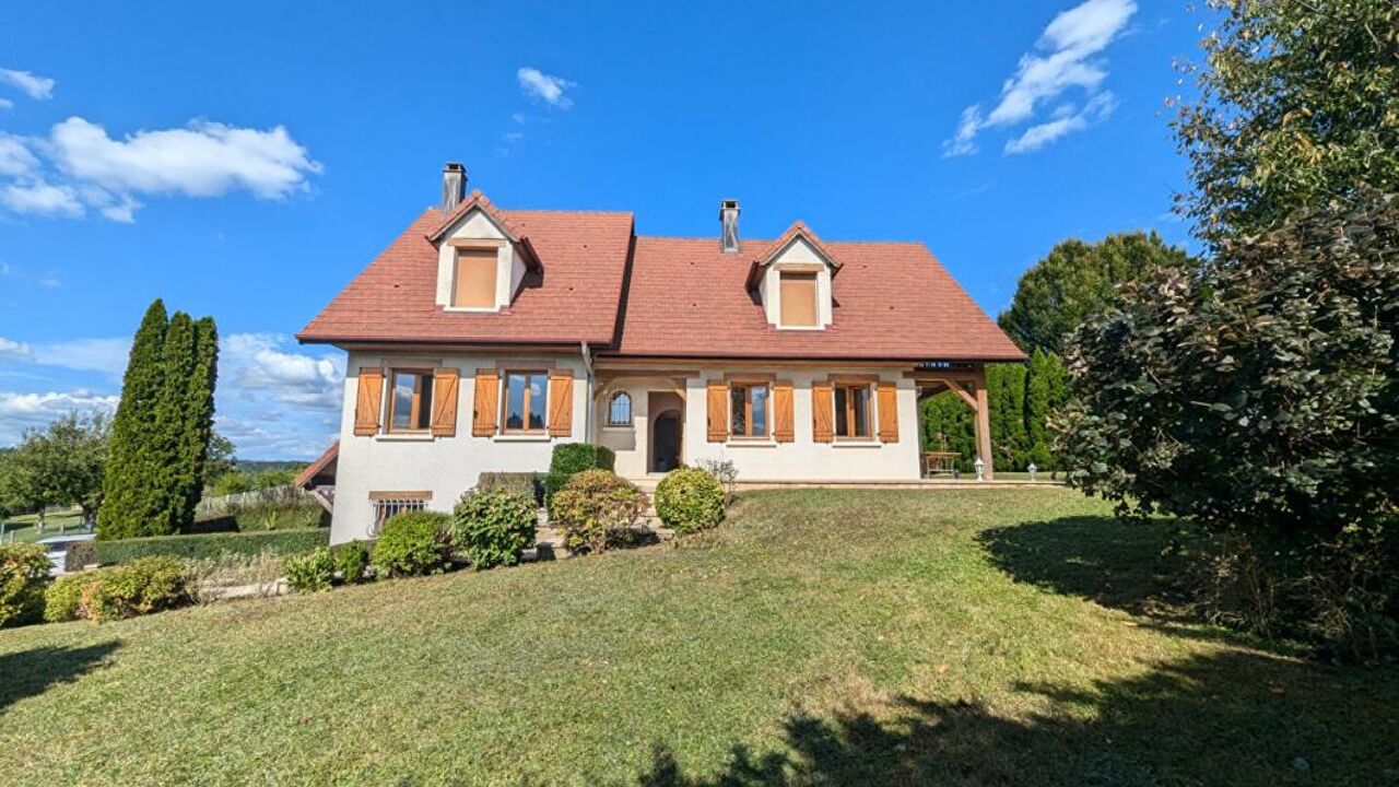 maison 6 pièces 161 m2 à vendre à L'Isle-sur-le-Doubs (25250)