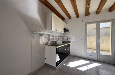 location maison 710 € CC /mois à proximité de Noves (13550)