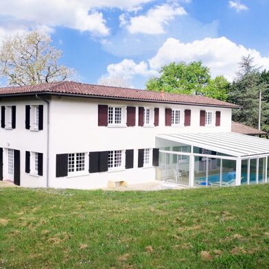 Maison 9 pièces 650000 €