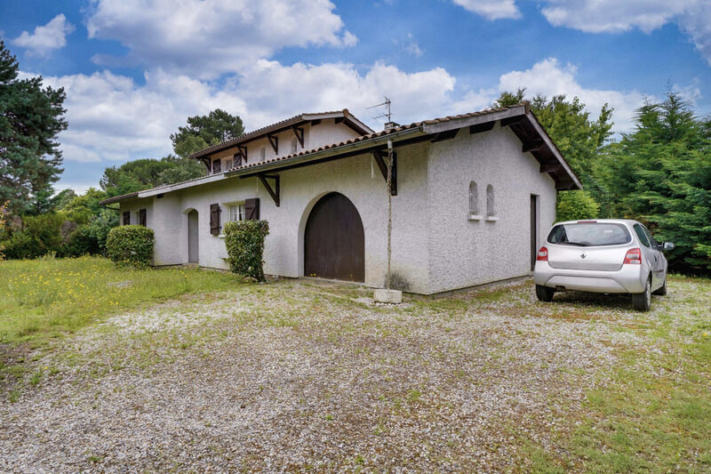 Villa / Maison 5 pièces  à vendre Saint-Aubin-de-Médoc 33160