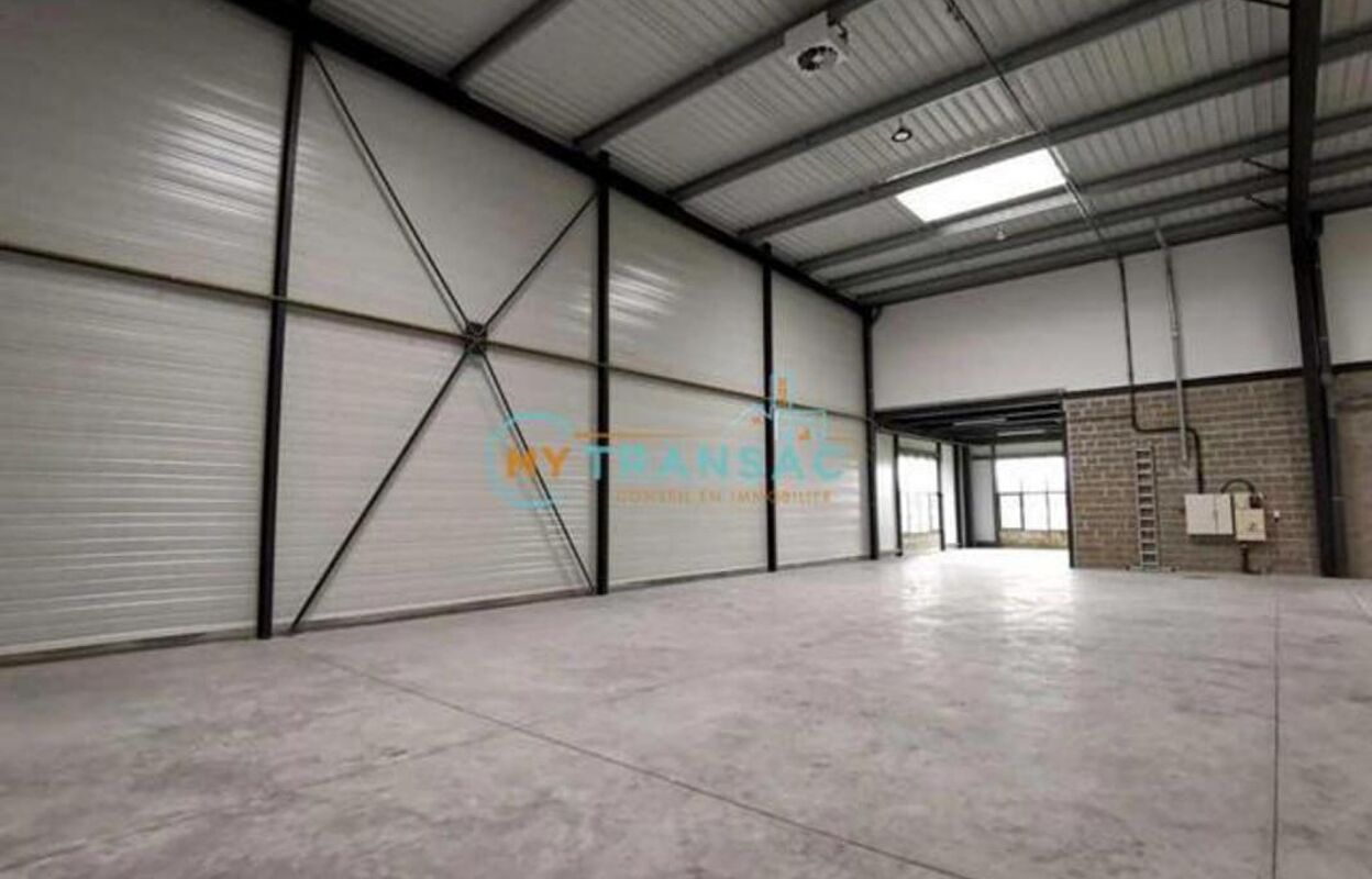 local industriel  pièces 432 m2 à vendre à Moissy-Cramayel (77550)