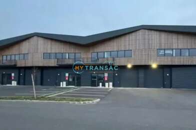 Local industriel  735000 €