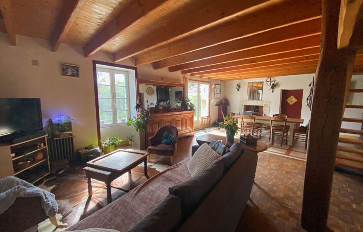 maison 5 pièces 145 m2 à vendre à Le Gua (17600)