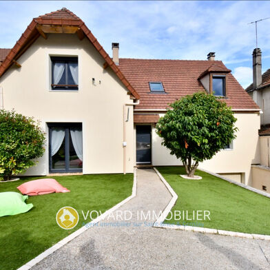 Maison 7 pièces 151 m²