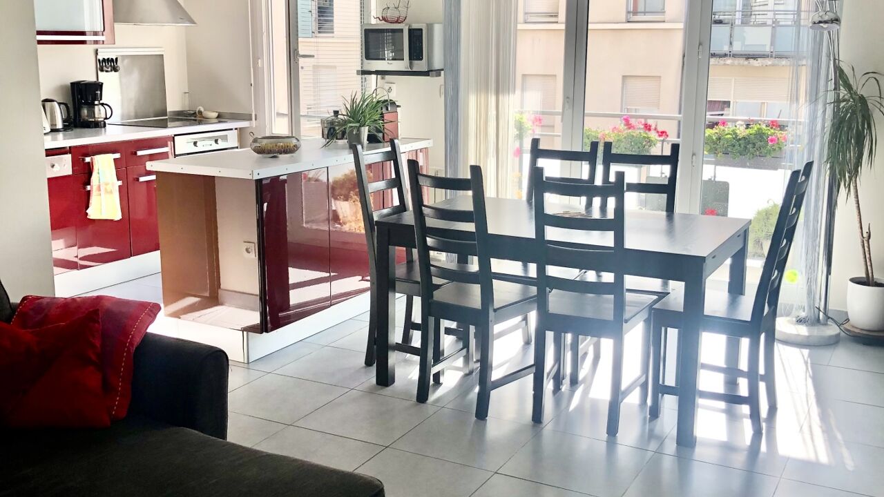 appartement 3 pièces 65 m2 à vendre à Villeneuve-le-Roi (94290)