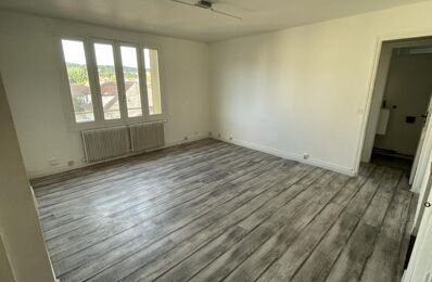 location appartement 980 € CC /mois à proximité de Poissy (78300)