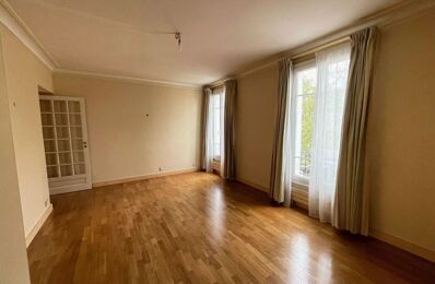 location appartement 1 250 € CC /mois à proximité de Paray-Vieille-Poste (91550)