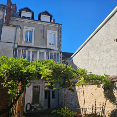 Maison 9 pièces 225 m²