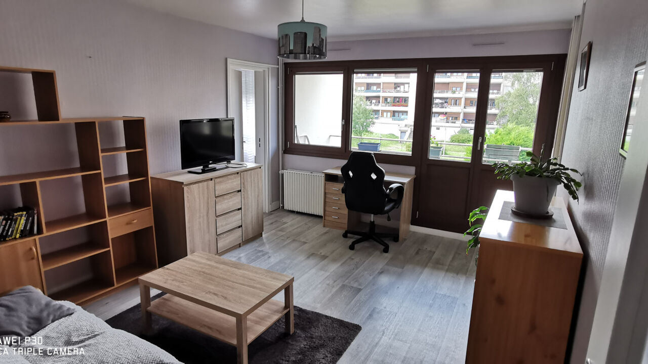 appartement 2 pièces 51 m2 à vendre à Paron (89100)