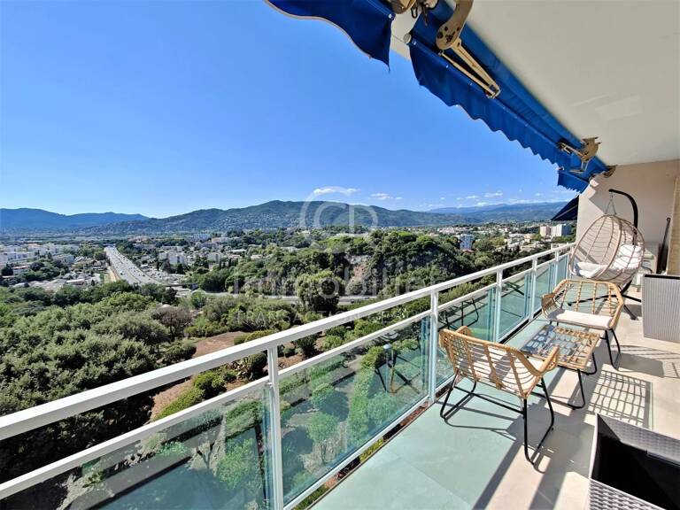 MAGNIFIQUE T3 RENOVE VUE MER ET MONTAGNES — photo 1