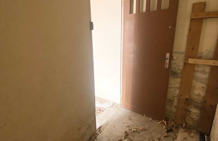 Garage et cave à deux pas des plages — photo 5