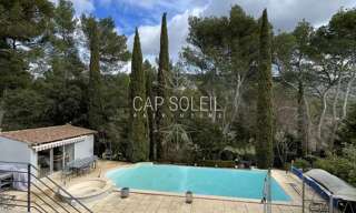 Maison 8 Pièces 218 m² à vendre à Taillades (84300)