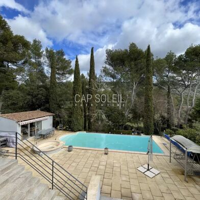 Maison 8 pièces 1100000 €