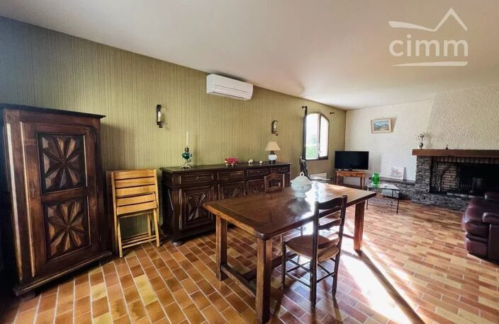 VENDU Charmante maison de plain pied et son  terrain arboré — photo 3
